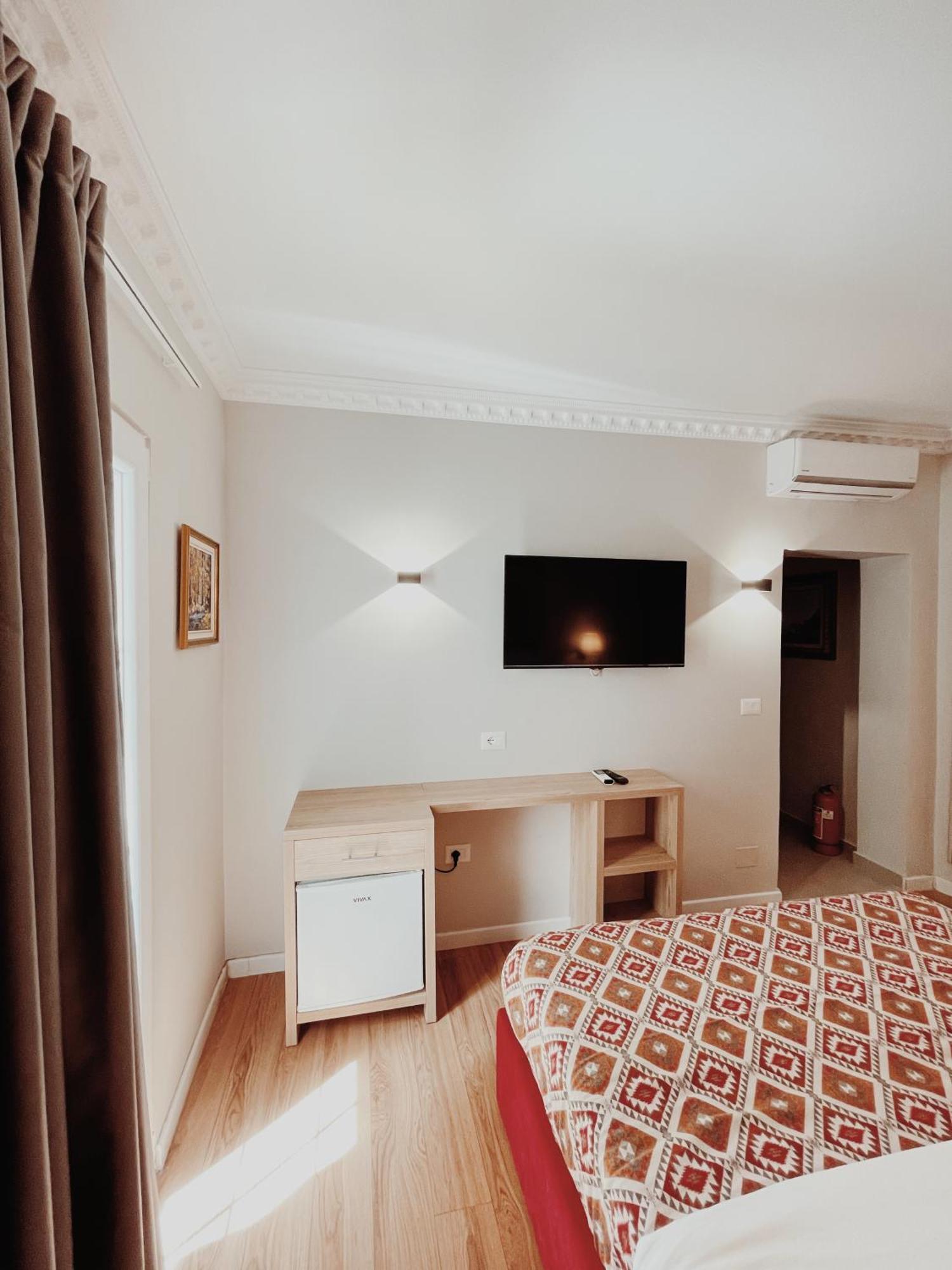 Ruby Palace Vlorë