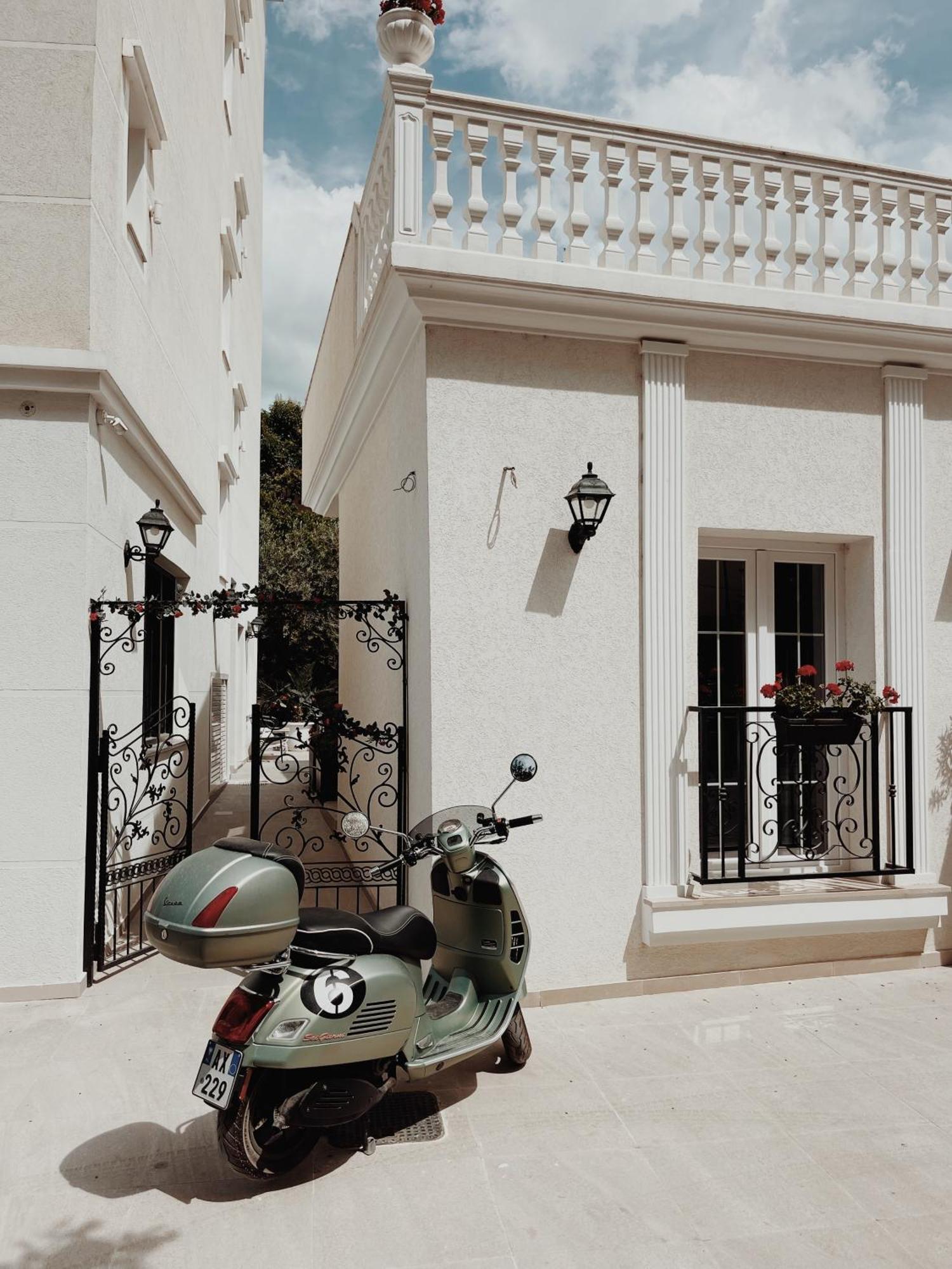 Ruby Palace Vlorë